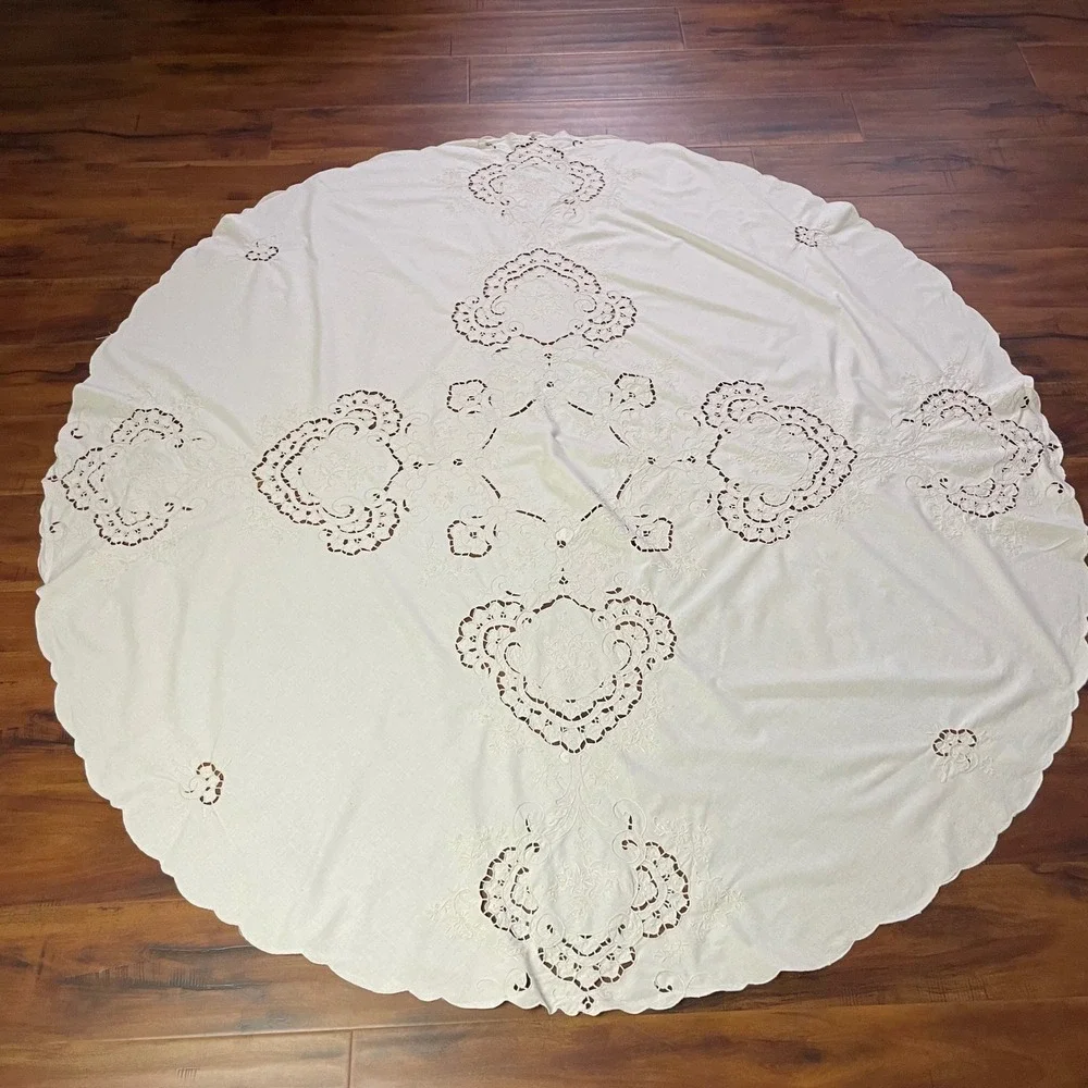 Vintage Peking Handicrafts Embroidered Cutwork Tablecloth Size 66
